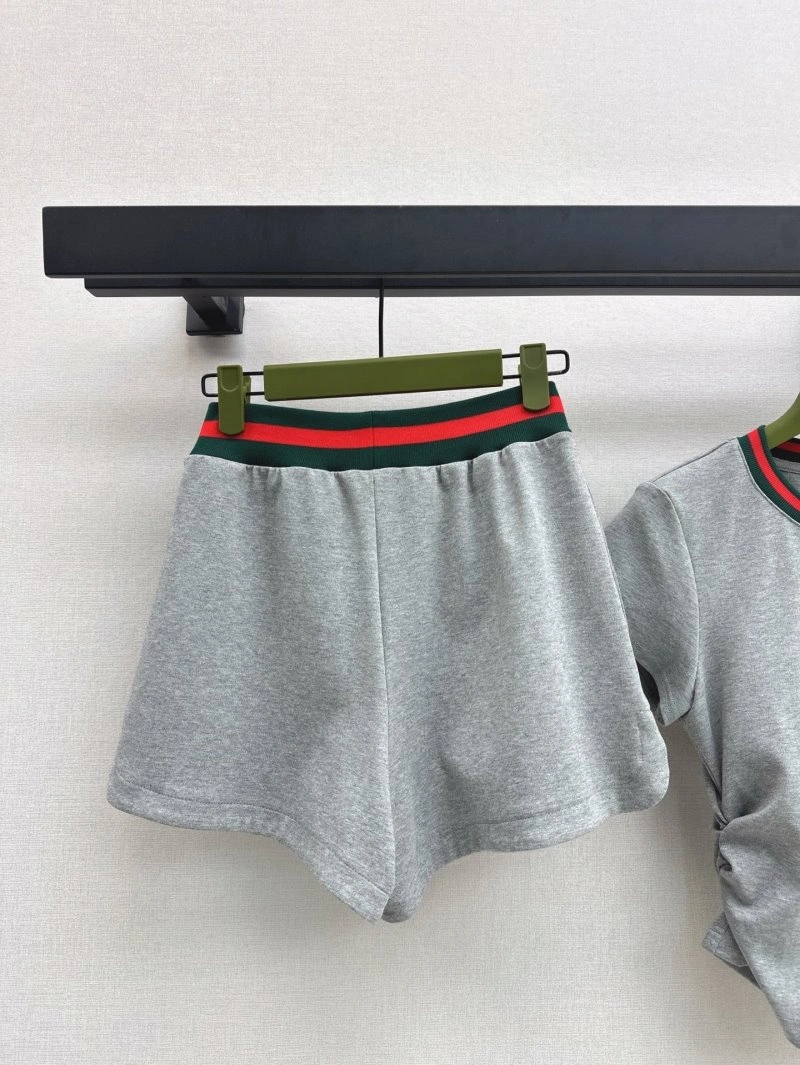 Functional Gucci Short Suits 124386