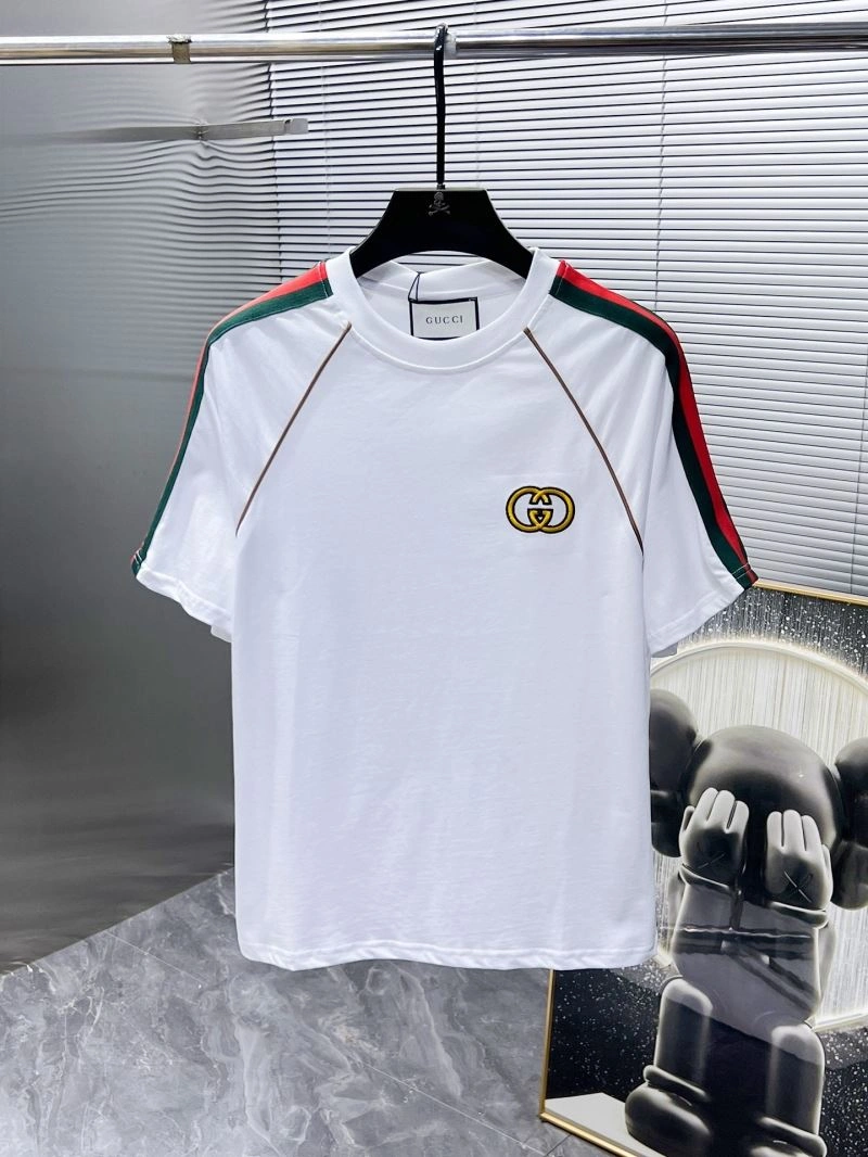 Functional Gucci Short Suits 127211