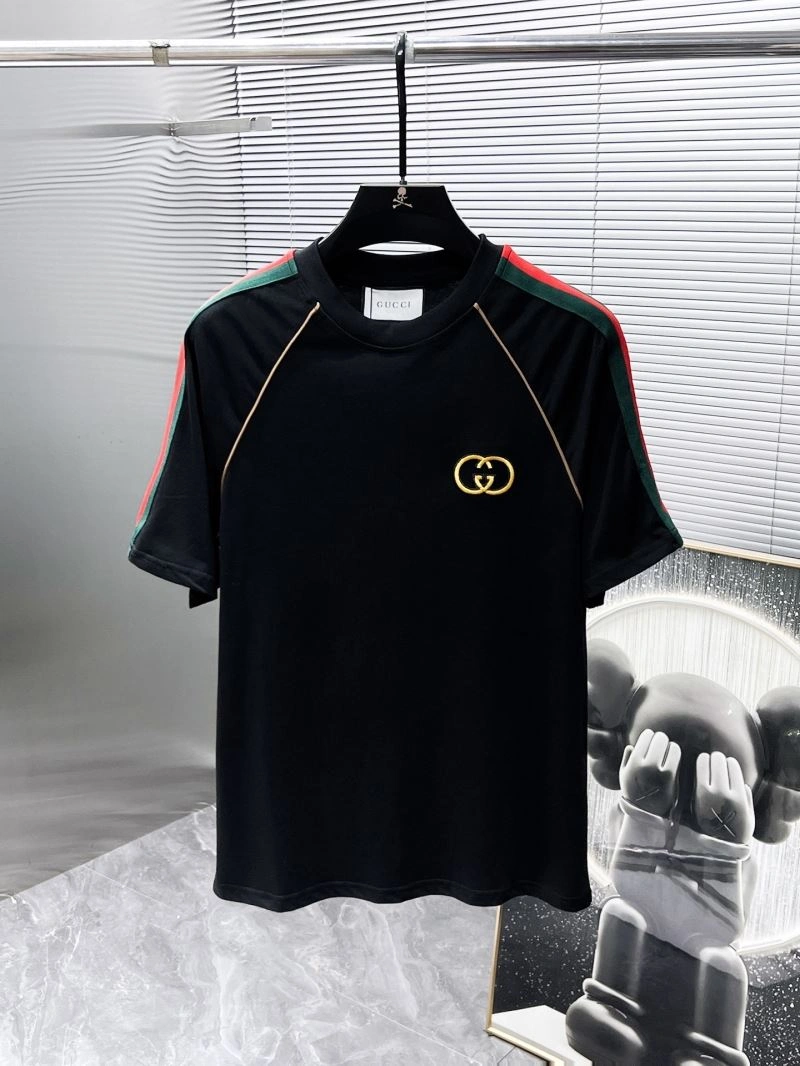 Neat Gucci Short Suits 127210