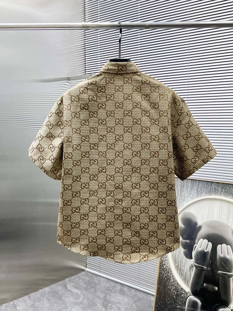 TechFriendly Gucci Short Suits 126711