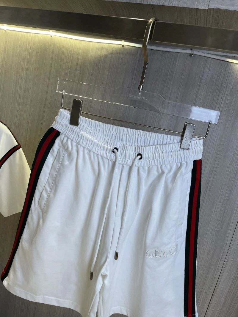 Fashionable Gucci Short Suits 126724