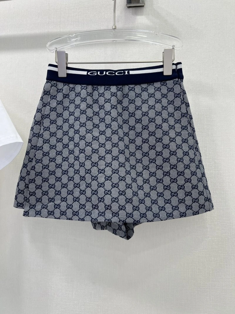 Breathable Gucci Short Suits 124833
