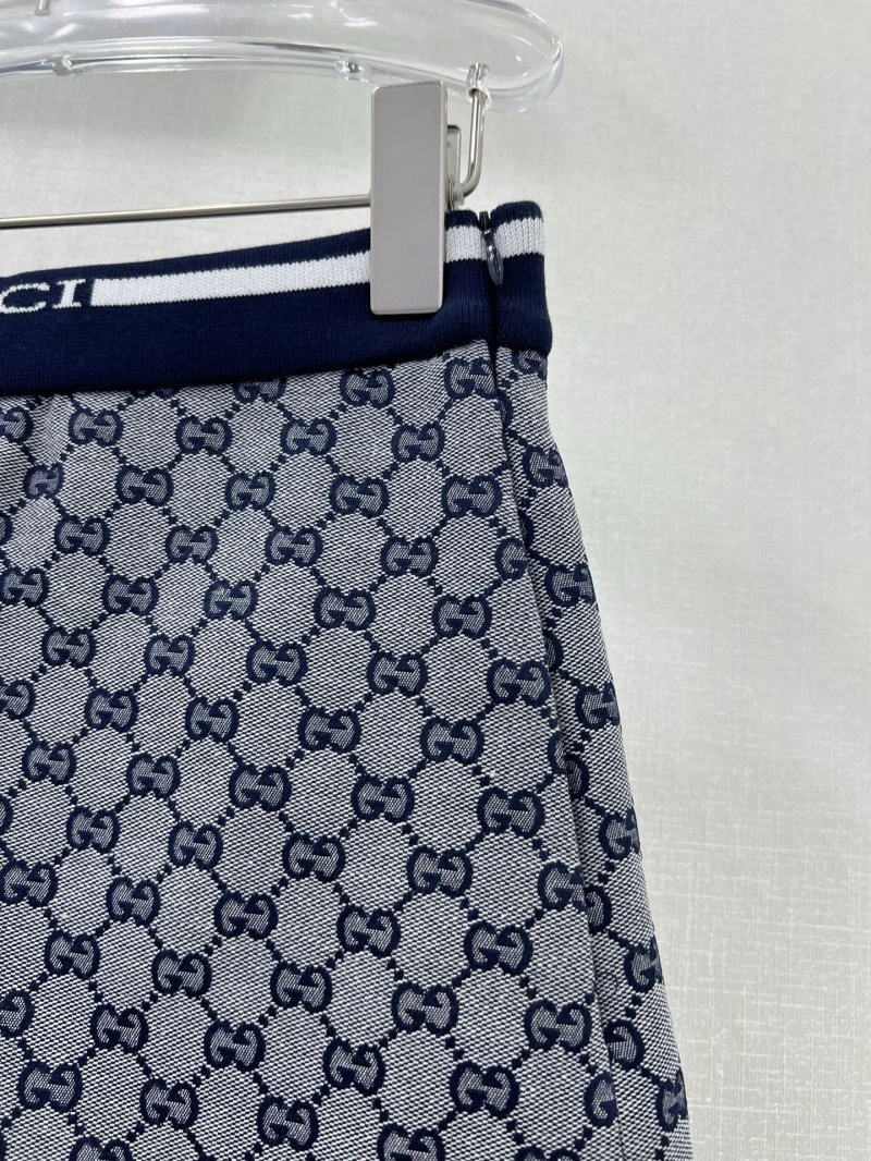 Breathable Gucci Short Suits 124833