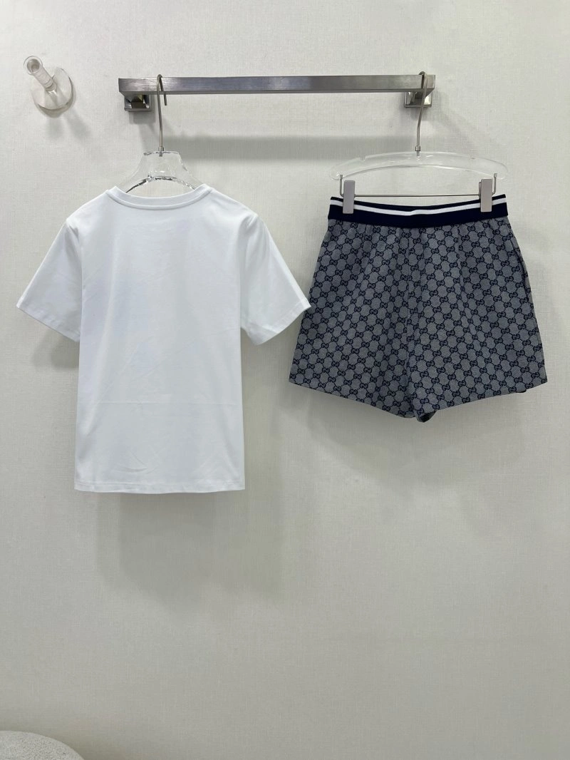 Breathable Gucci Short Suits 124833