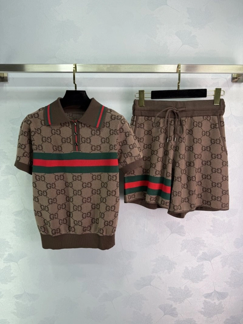 Gucci Short Suits TimelessDesign 124816