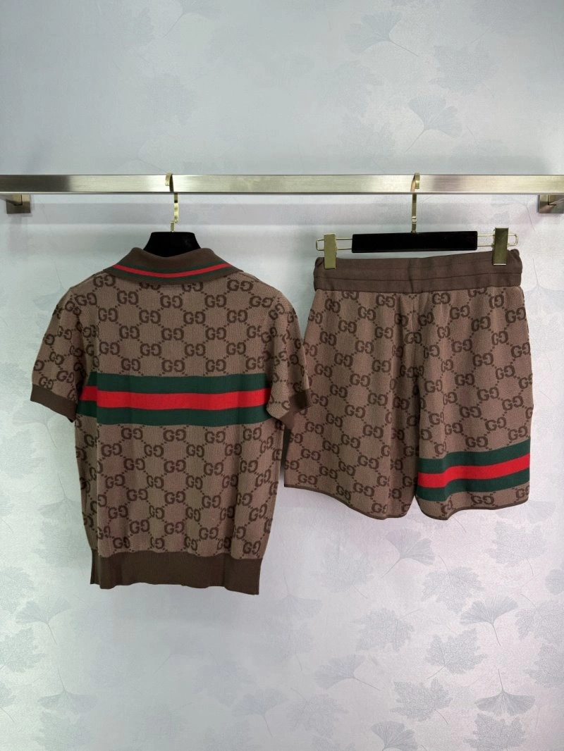 Gucci Short Suits TimelessDesign 124816