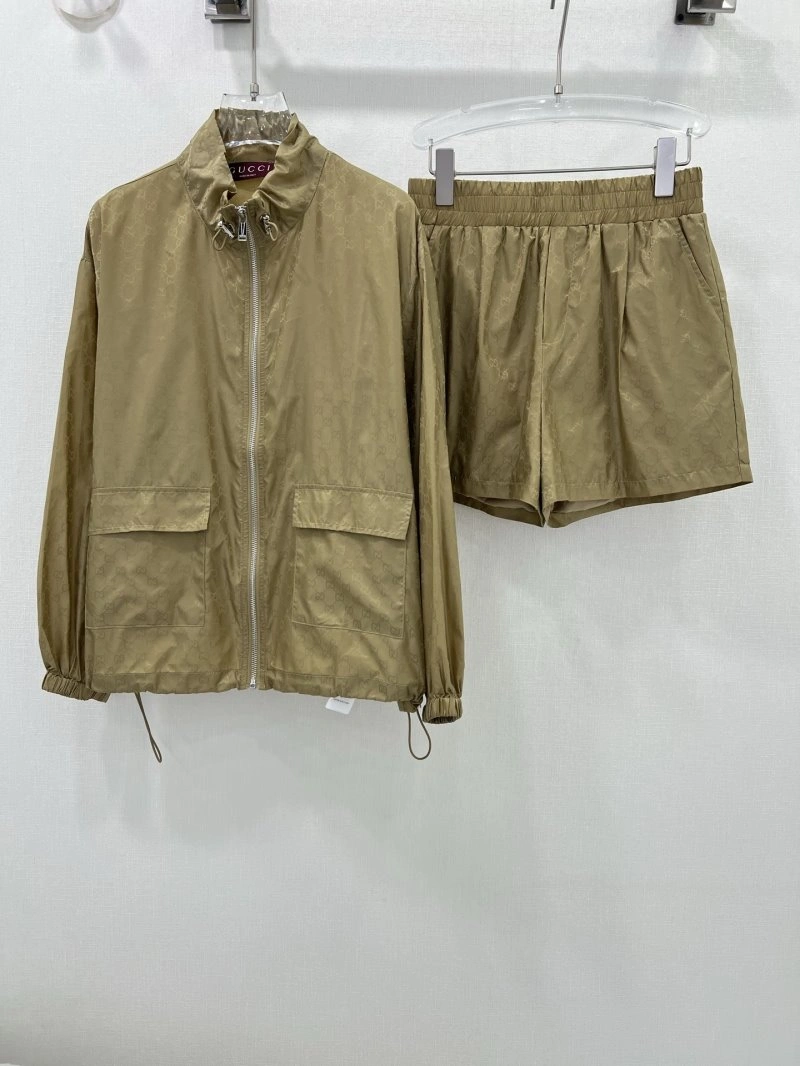 ZipUp Gucci Short Suits 124811