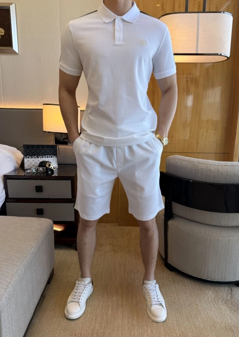 Comfortable Gucci Short Suits 126247