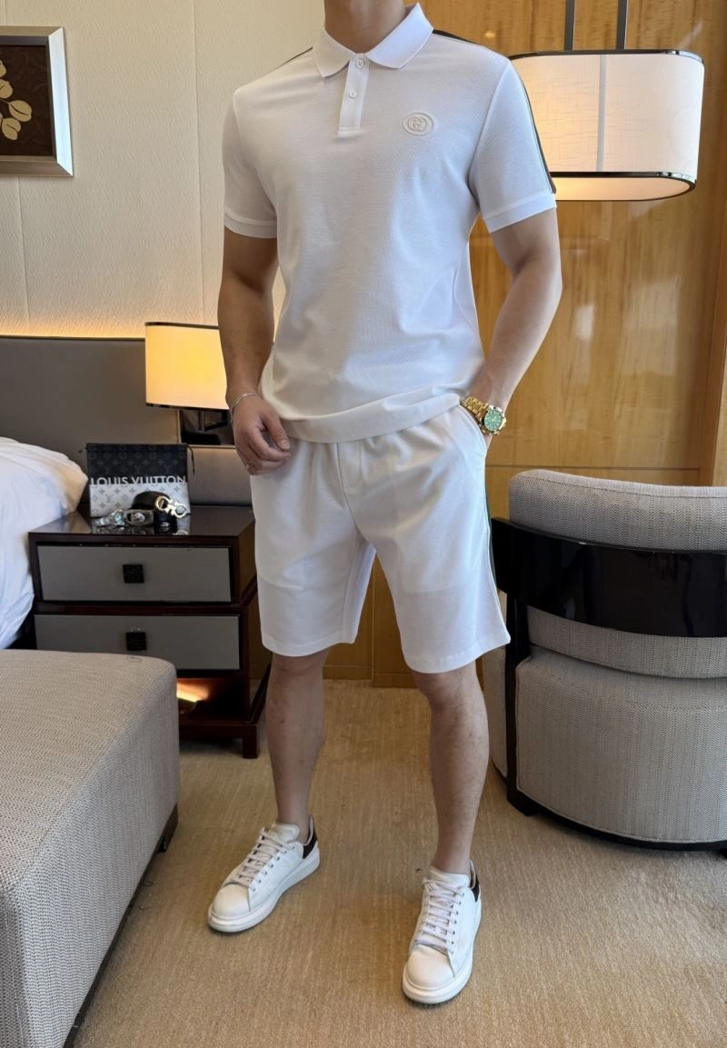 Comfortable Gucci Short Suits 126247