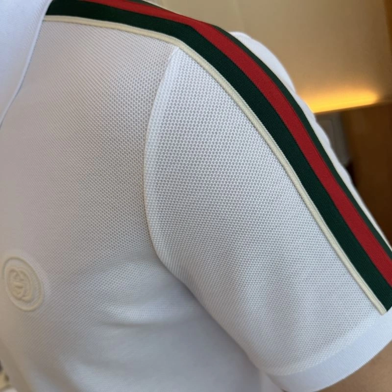 Comfortable Gucci Short Suits 126247