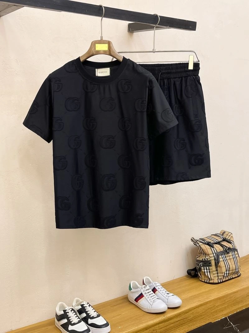 Gucci Short Suits ComfortFit 126240