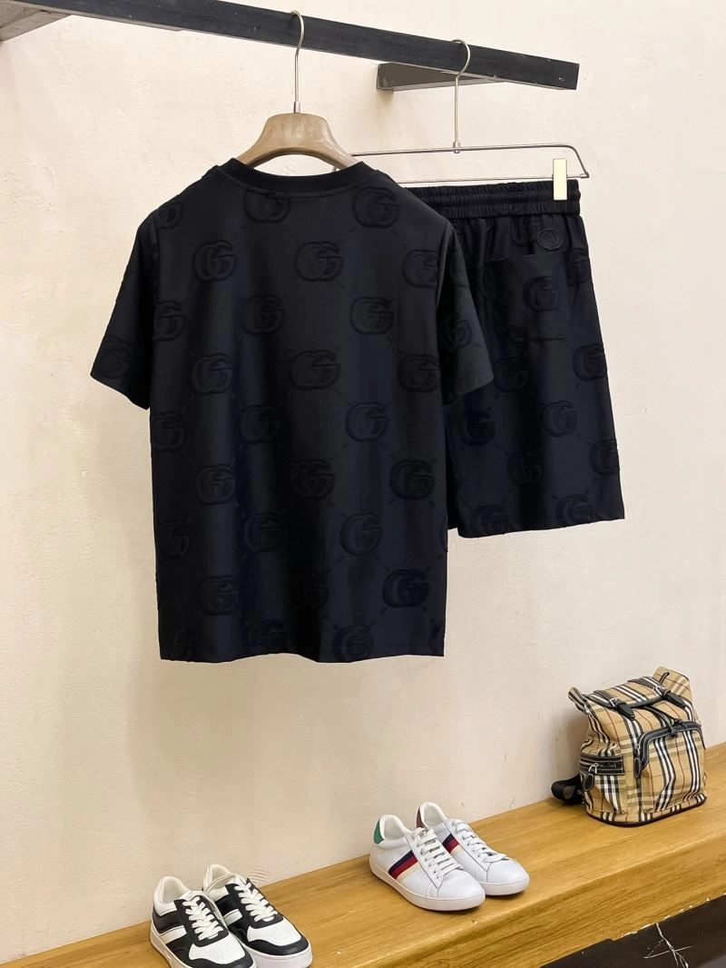 Gucci Short Suits ComfortFit 126240