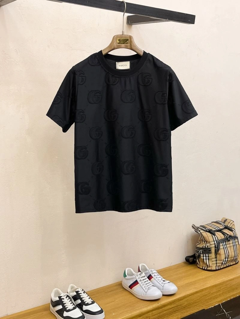 Gucci Short Suits ComfortFit 126240