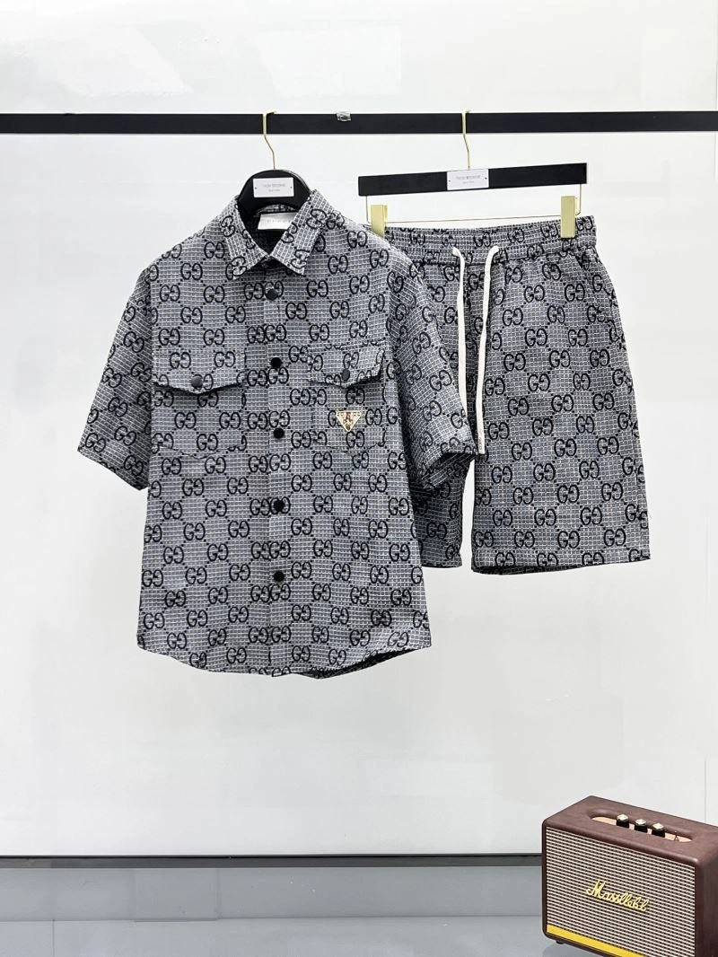 Functional Gucci Short Suits 125815