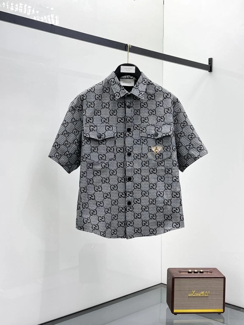 Functional Gucci Short Suits 125815