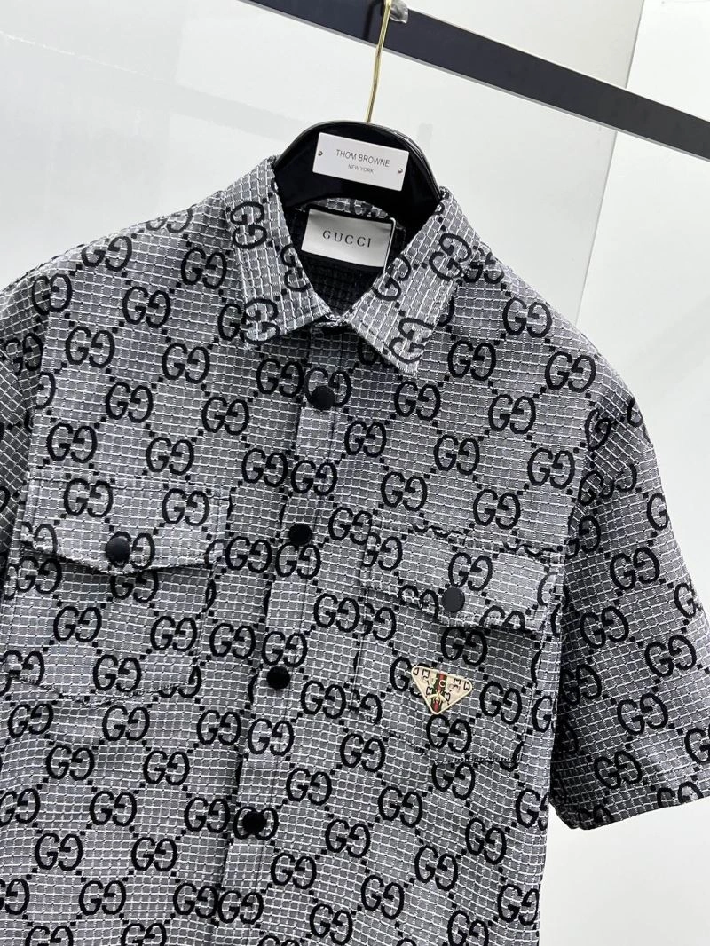 Functional Gucci Short Suits 125815
