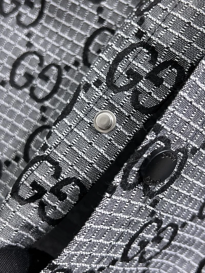 Functional Gucci Short Suits 125815