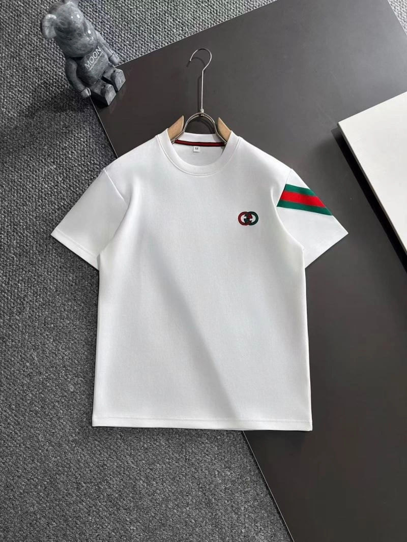 Gucci Short Suits WrinkleFree 125812