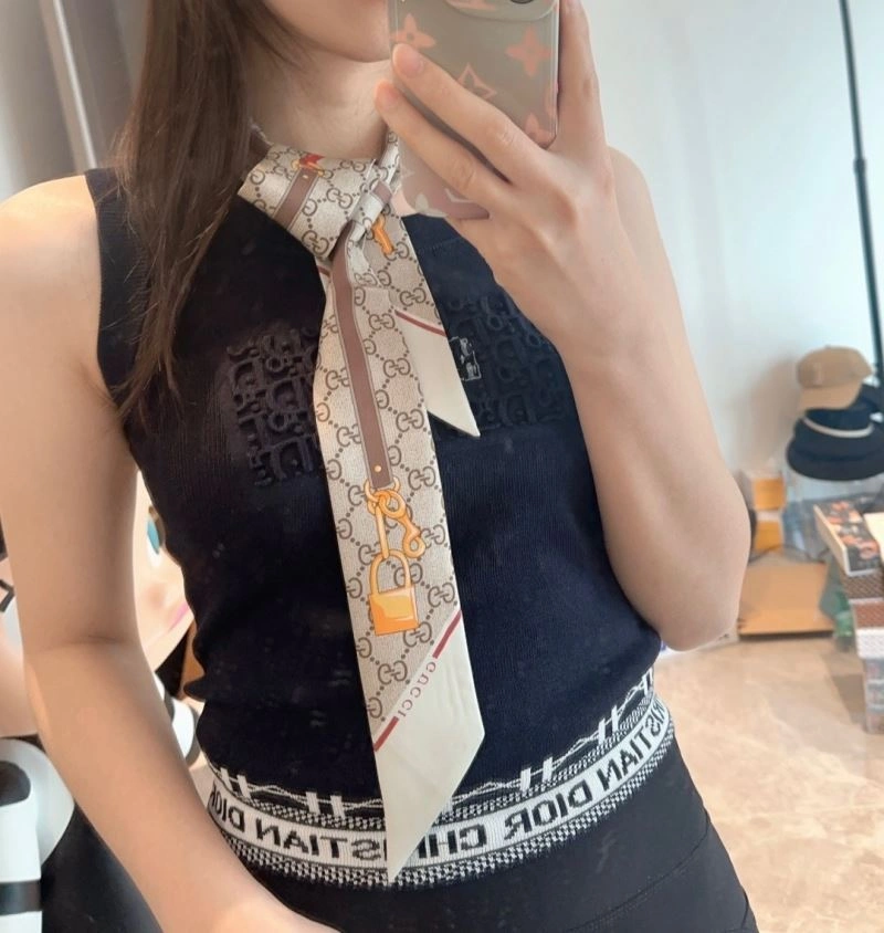 Gucci Silk RelaxedFit 272285