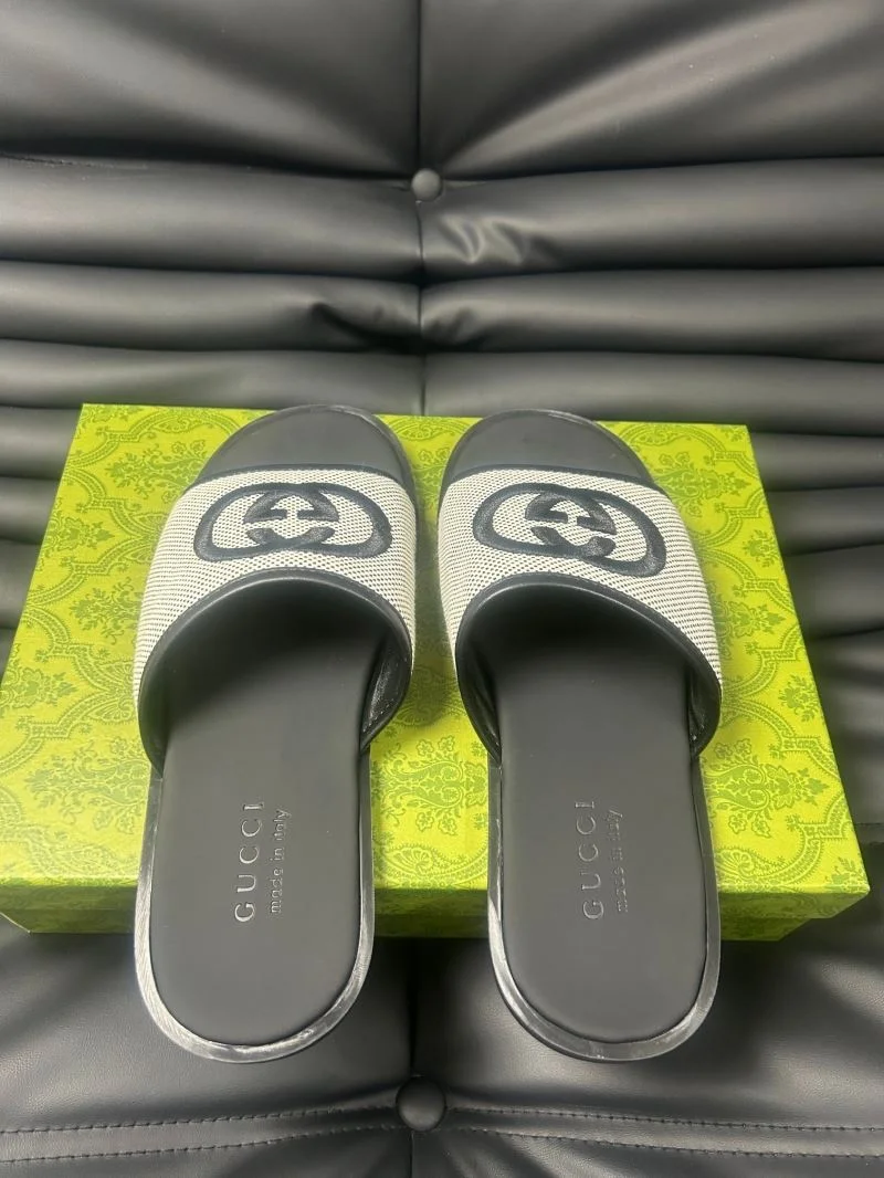 Gucci Slippers Casual 23989