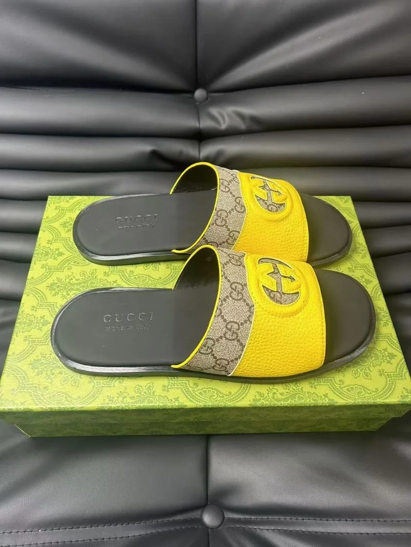Gucci Slippers Packable 23978