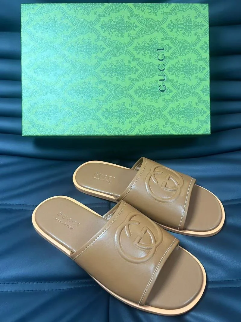 EyeCatching Gucci Slippers 23967