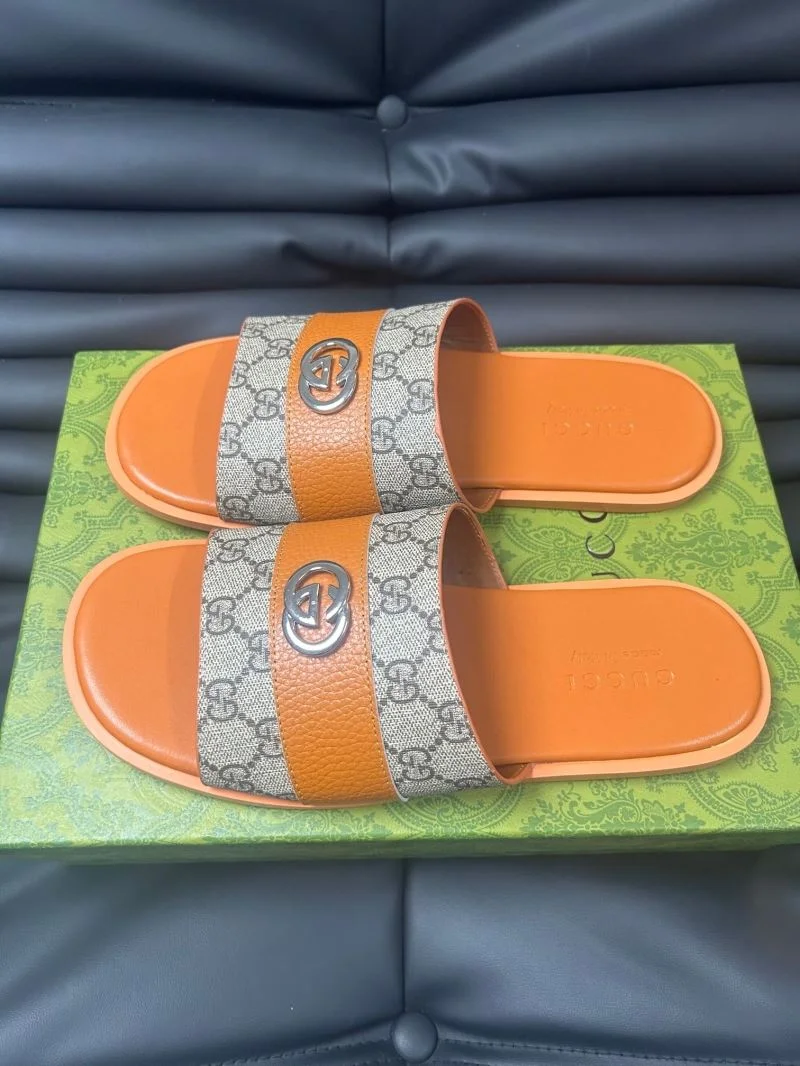 Gucci Slippers Functional 23969