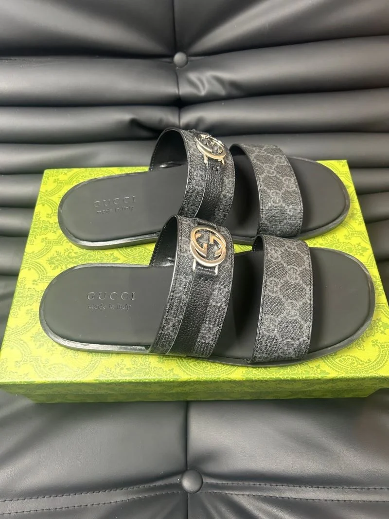 Gucci Slippers WrinkleFree 23985