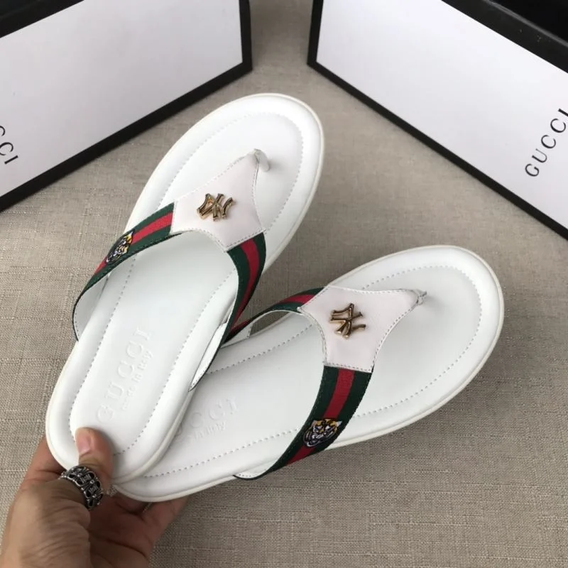 Gucci Slippers FashionForward 23965