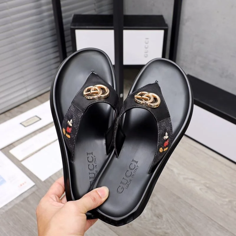 Effortless Gucci Slippers 23928
