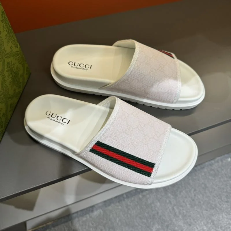Resilient Gucci Slippers 23893