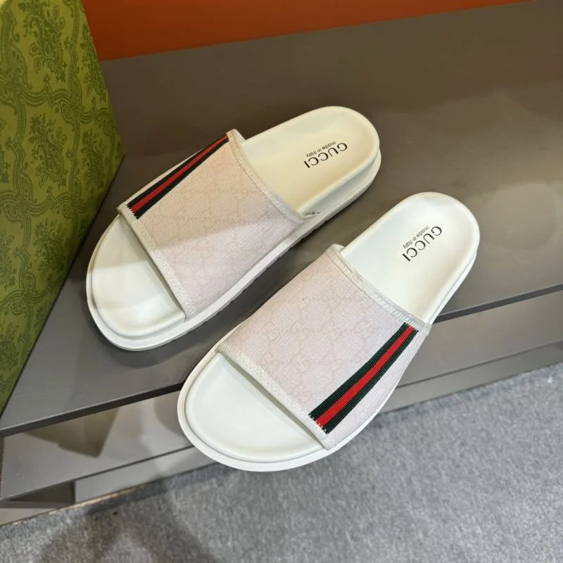 Resilient Gucci Slippers 23893