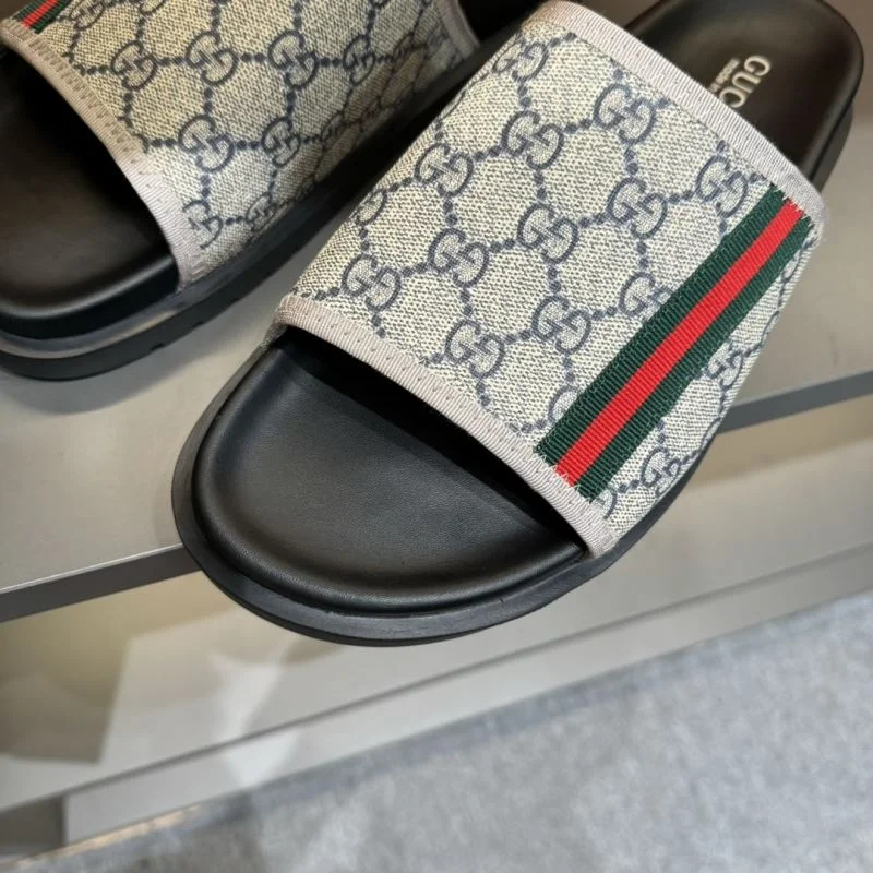 Gucci Slippers Effortless 23886