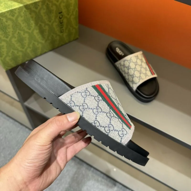 Gucci Slippers Effortless 23886