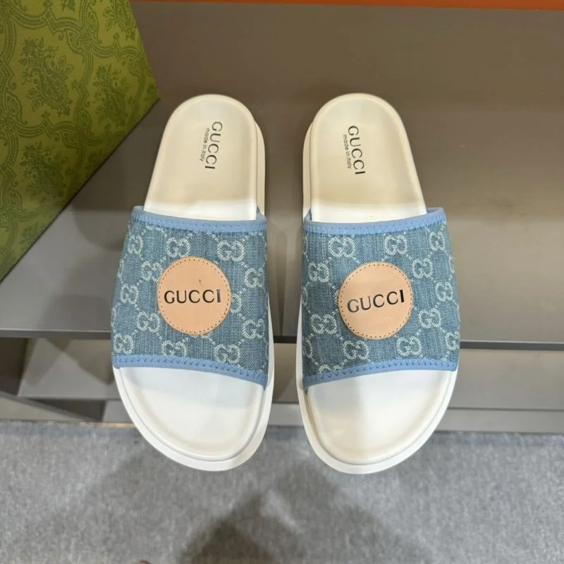 Gucci Slippers Compact 23882