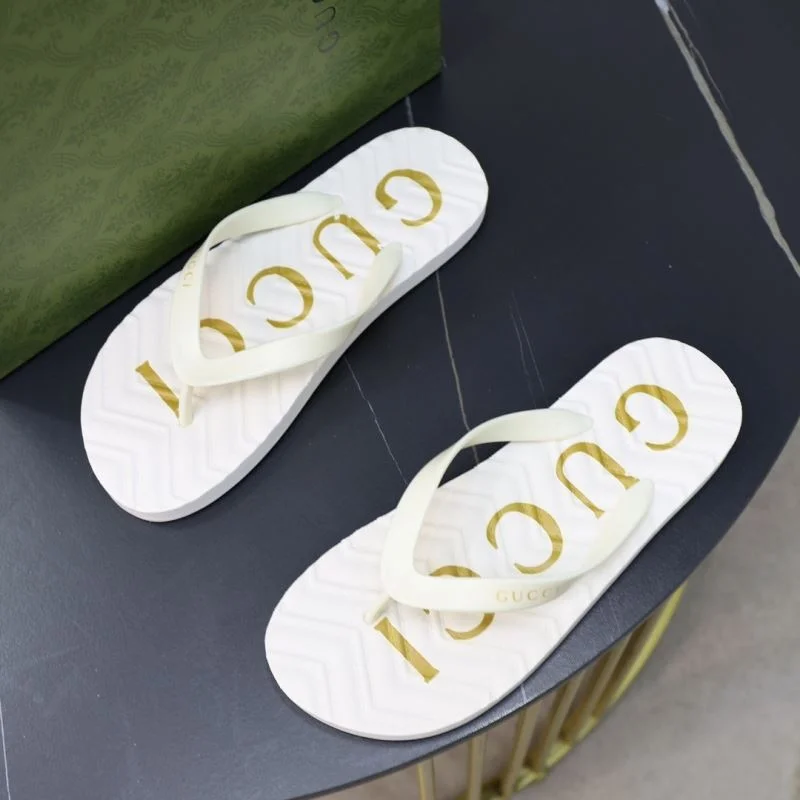 Timeless Gucci Slippers 23880