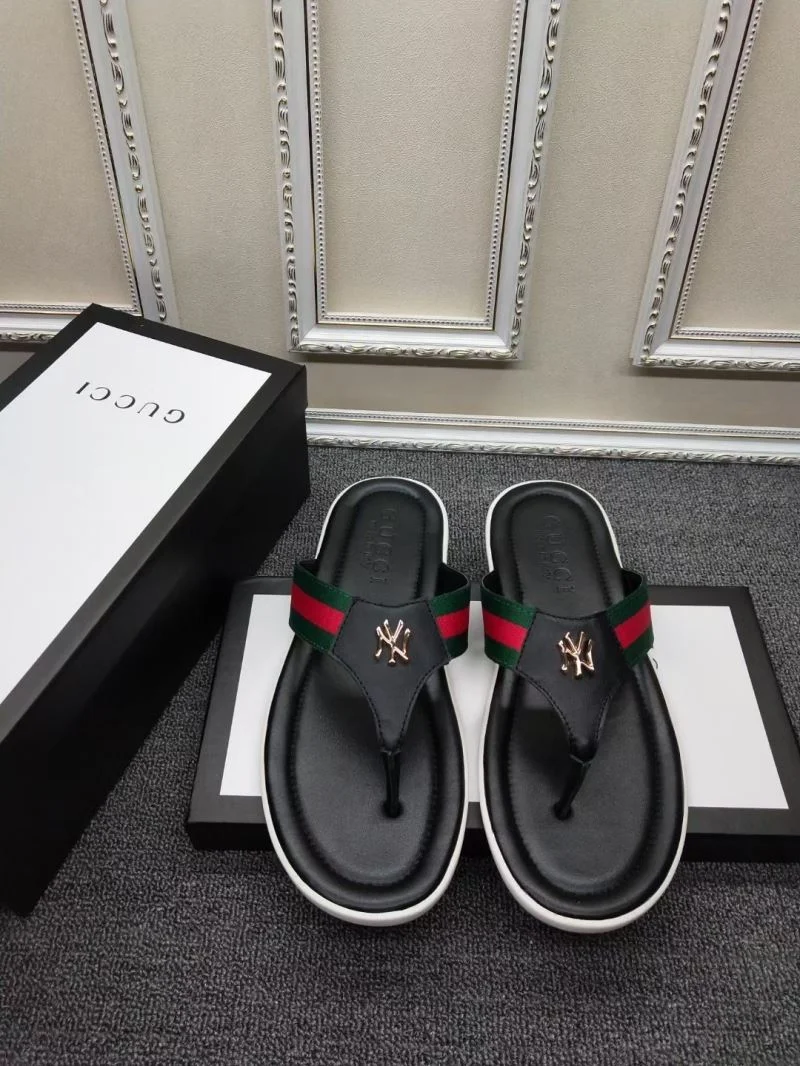 Gucci Slippers TimelessDesign 23851