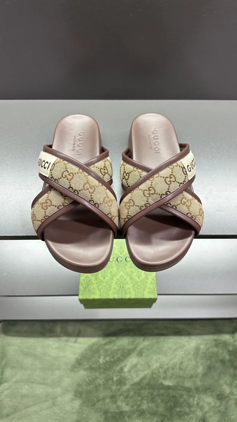 Gucci Slippers Colorful 23823
