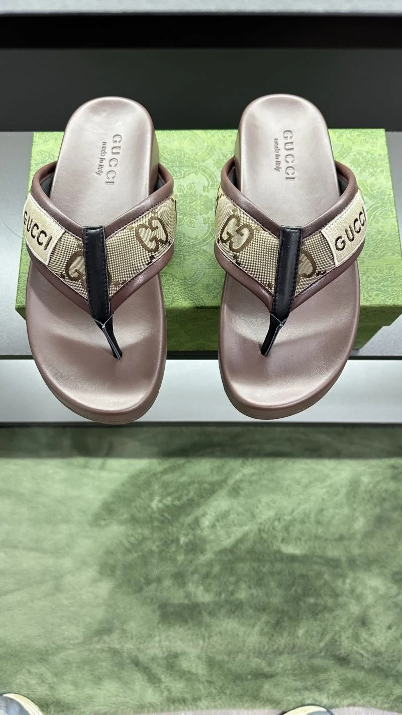 Gucci Slippers Stylish 23811