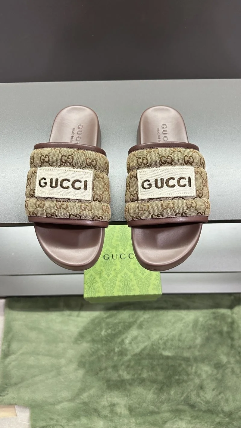 Gucci Slippers WeatherProof 23810