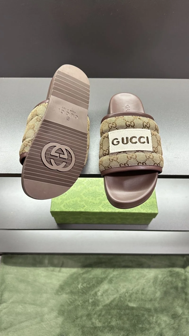 Gucci Slippers WeatherProof 23810