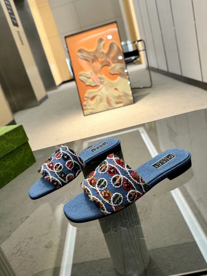 Gucci Slippers ZipUp 24968