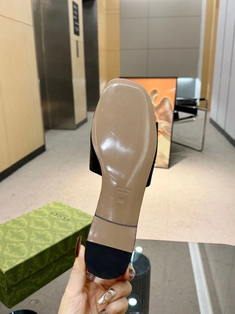 Seasonal Gucci Slippers 24966