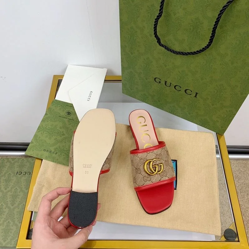 SmoothTexture Gucci Slippers 24960