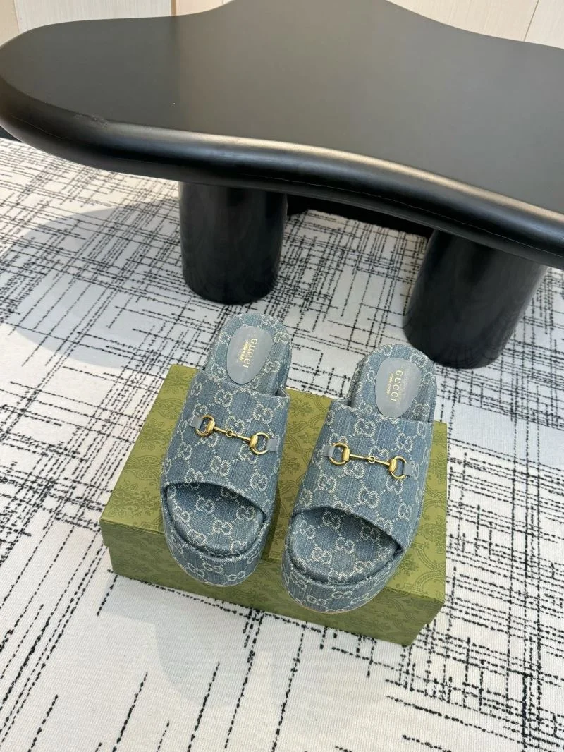 Gucci Slippers NewStyle 24934