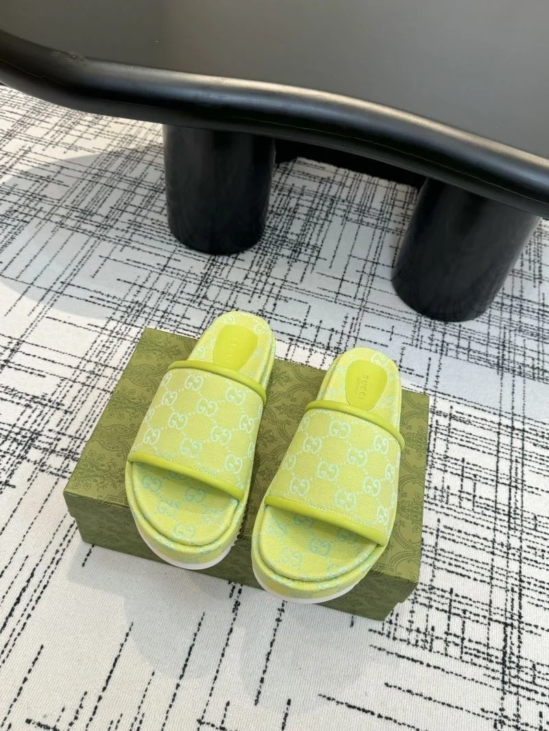 Fashionable Gucci Slippers 24933
