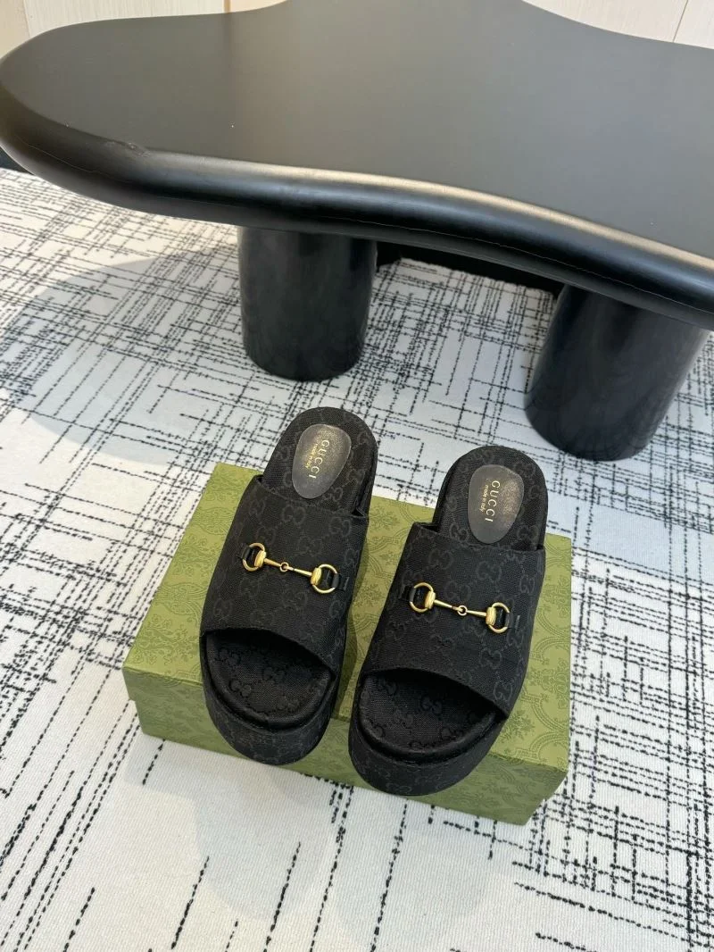 Gucci Slippers Soft 24907