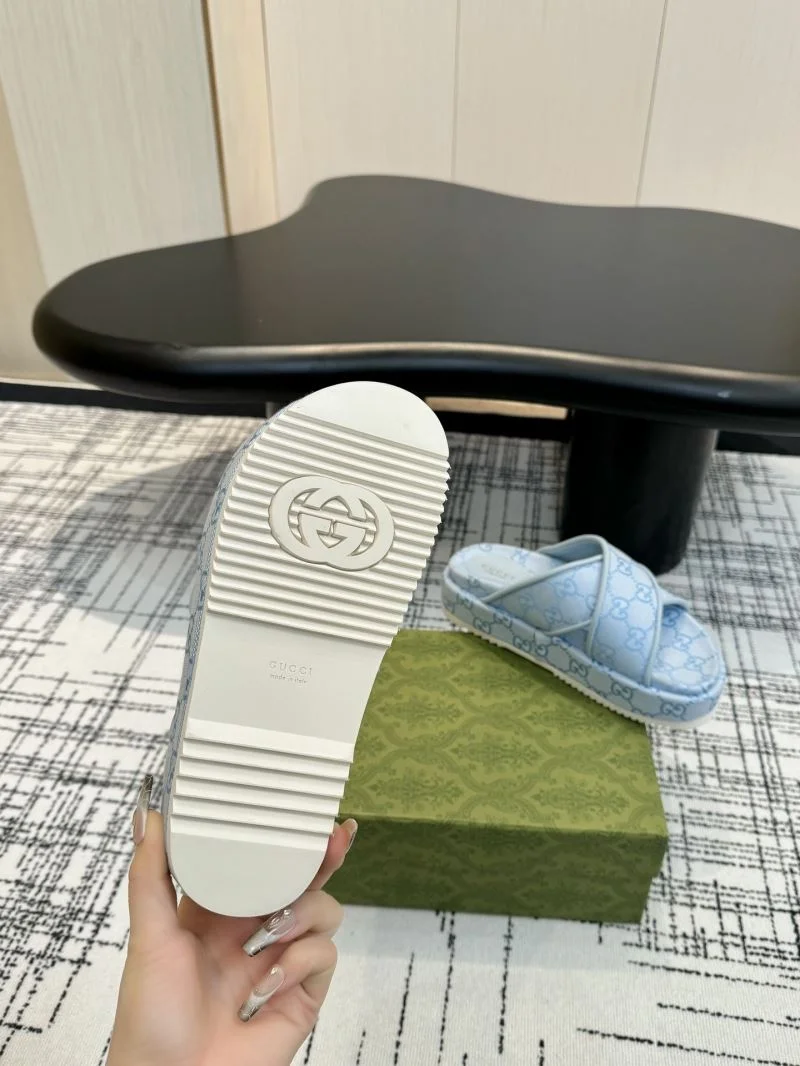 Gucci Slippers GoAnywhere 24908