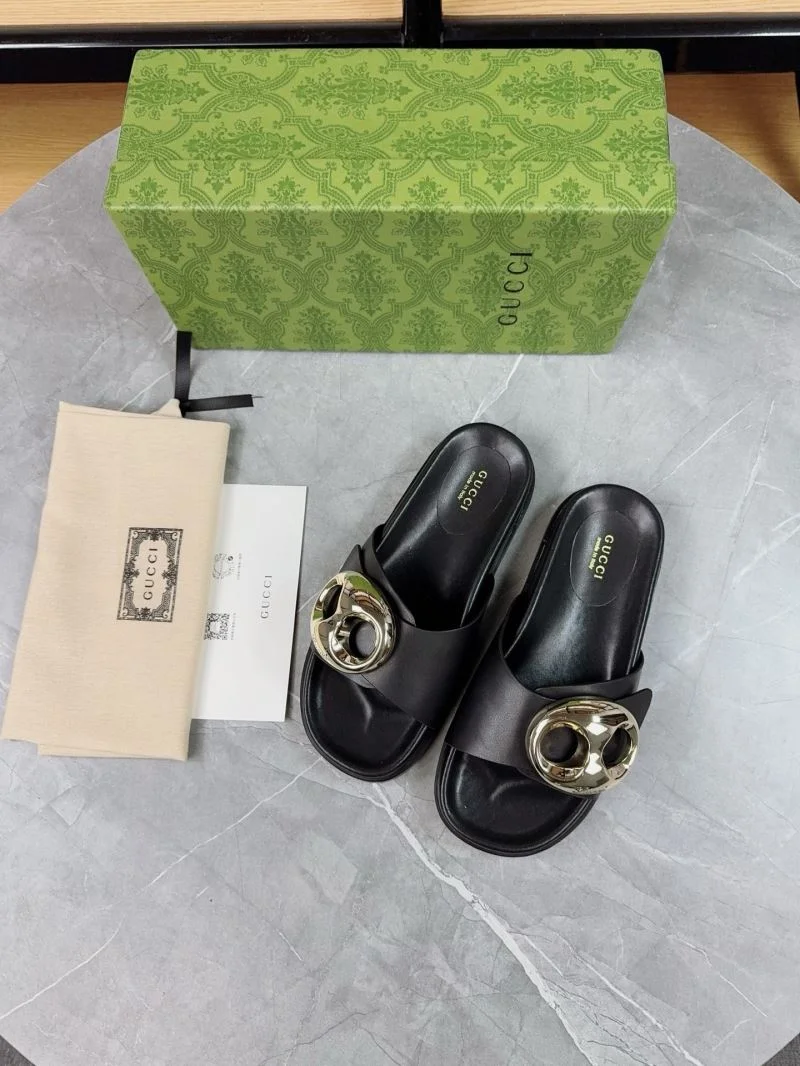 Bold Gucci Slippers 24886