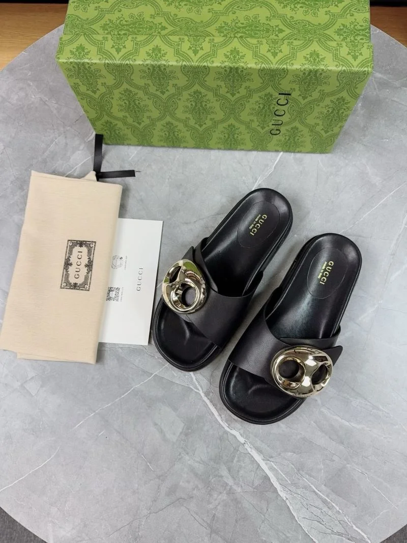 Bold Gucci Slippers 24886